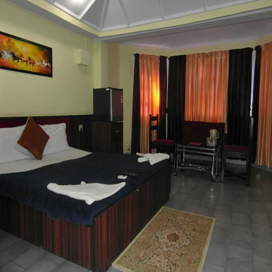 Dariya Darshan Hotel Daman Bagian luar foto