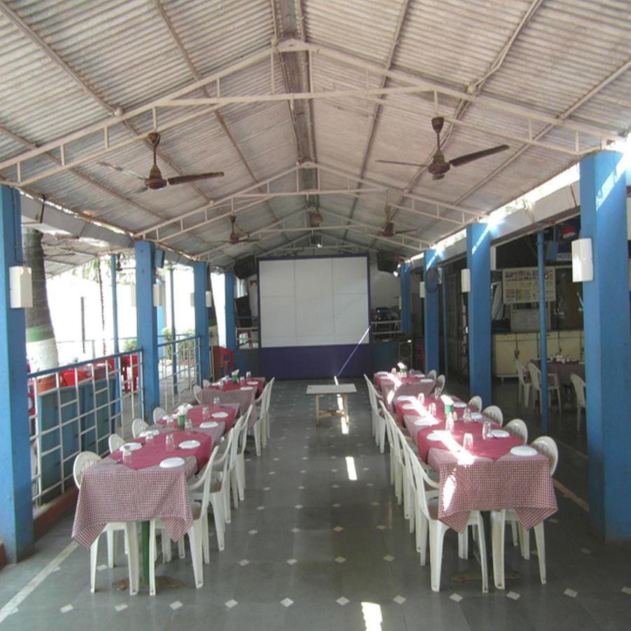 Dariya Darshan Hotel Daman Bagian luar foto